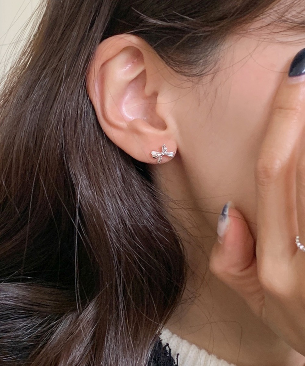 [silver925] 제나 리본 실버 귀걸이